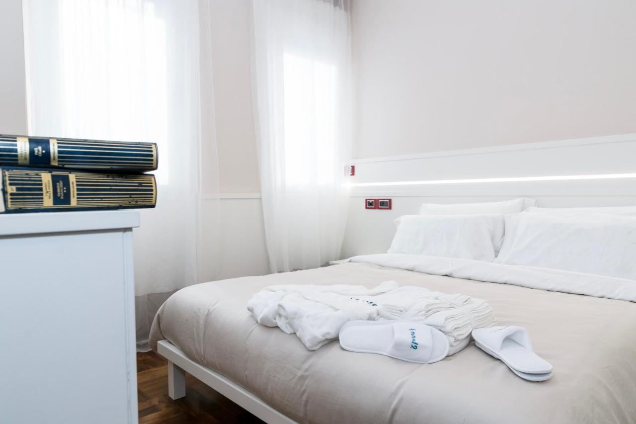 Emma 12 Hotell Roma Eksteriør bilde