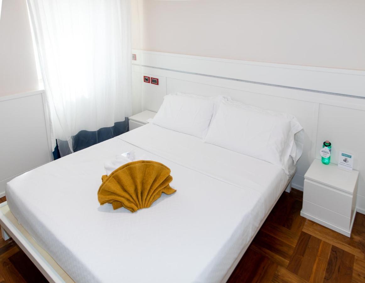 Emma 12 Hotell Roma Eksteriør bilde